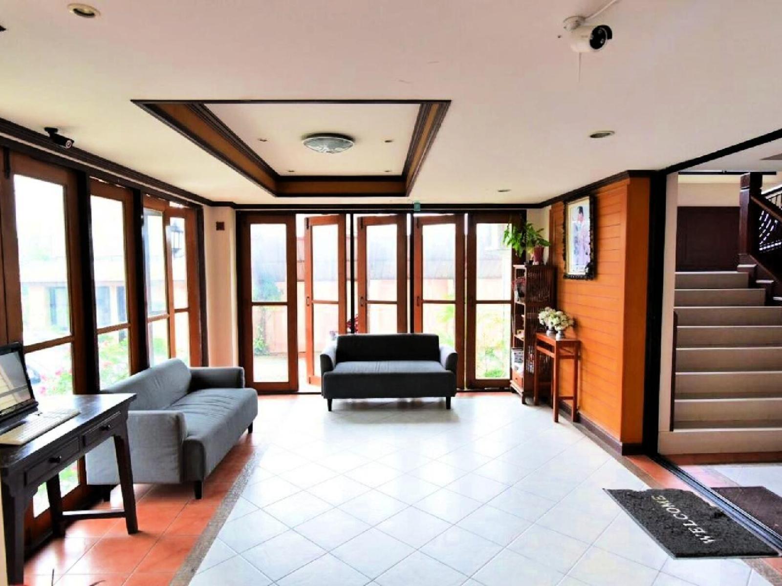 Narawan Hotel, HHQ Zewnętrze zdjęcie