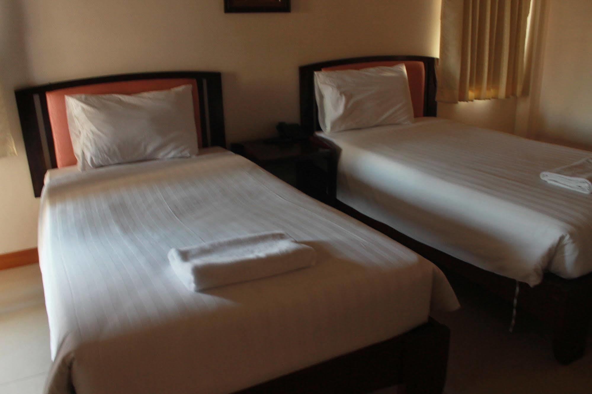 Narawan Hotel, HHQ Zewnętrze zdjęcie